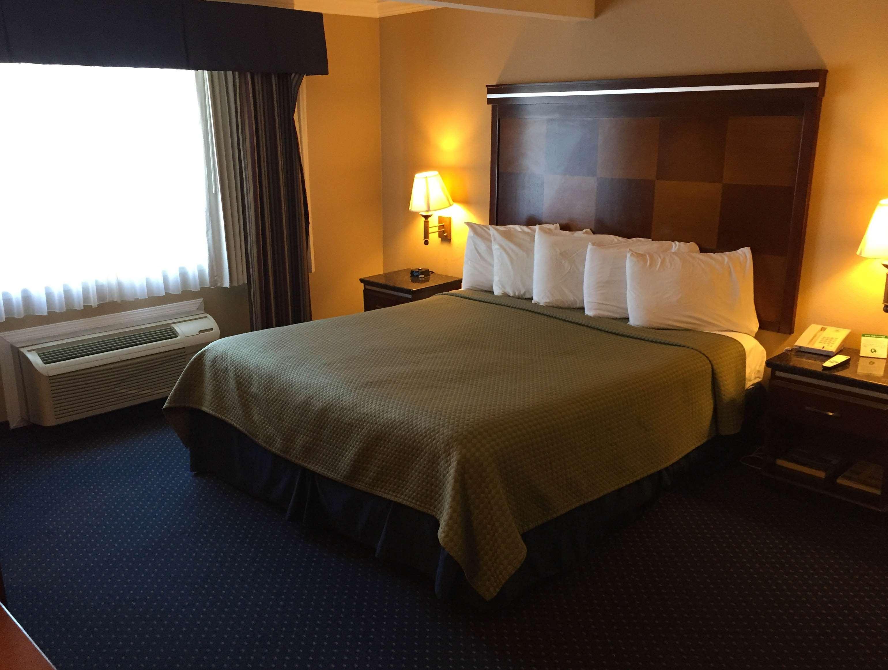 Inn At Bayshore San Mateo Esterno foto