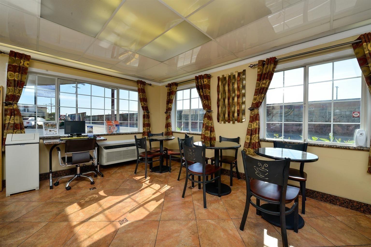 Inn At Bayshore San Mateo Esterno foto